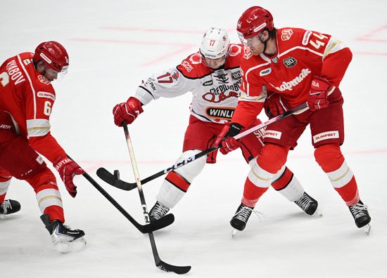 Russia Ice Hockey Kontinental League Spartak - Avtomobilist