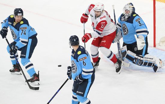 Russia Ice Hockey Kontinental League Sibir - Lokomotiv