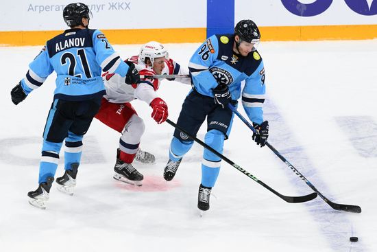 Russia Ice Hockey Kontinental League Sibir - Lokomotiv