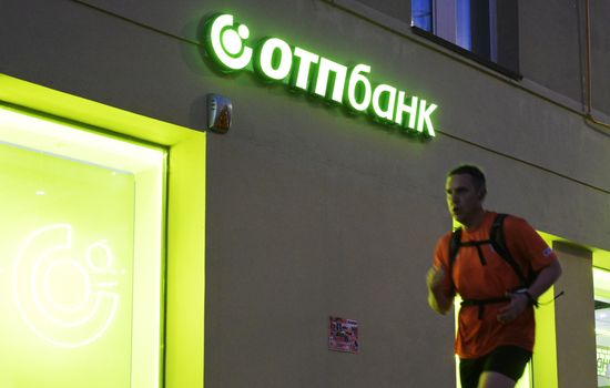 Russia Hungary Bank