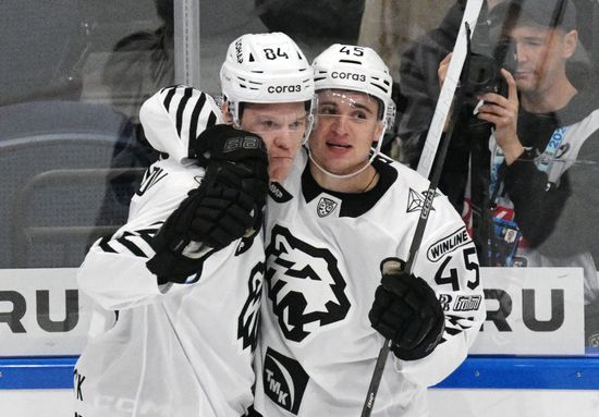 Russia Ice Hockey Kontinental League Dynamo - Traktor