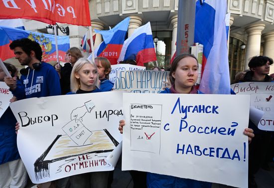 Russia New Regions Accession Day