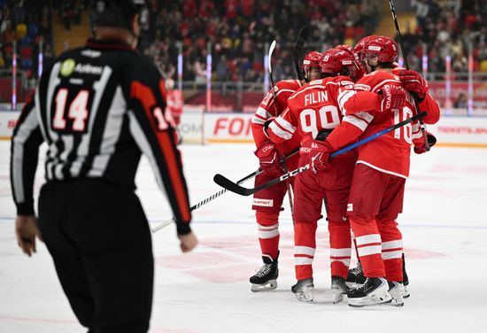 Russia Ice Hockey Kontinental League Spartak - Traktor