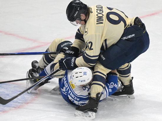 Russia Ice Hockey Kontinental League Dynamo - Torpedo