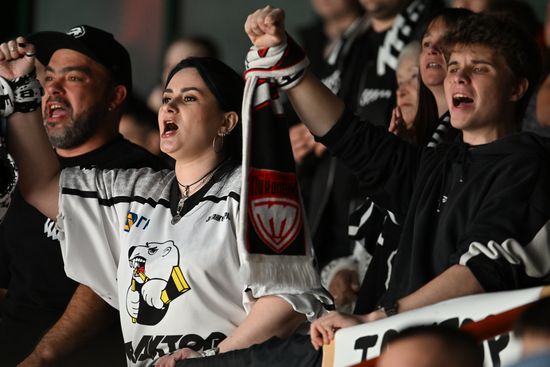 Russia Ice Hockey Kontinental League Ak Bars - Traktor