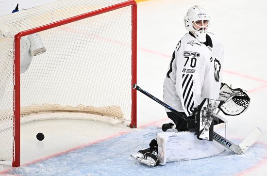 Russia Ice Hockey Kontinental League Ak Bars - Traktor