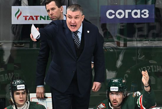 Russia Ice Hockey Kontinental League Ak Bars - Traktor