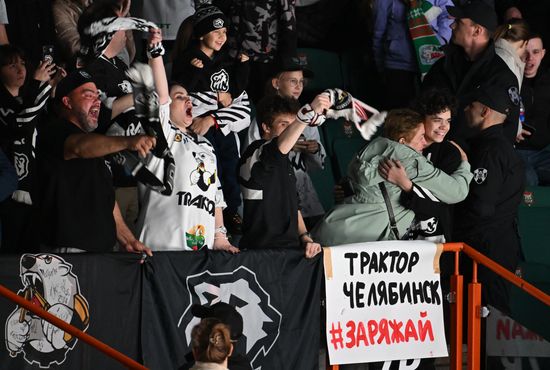 Russia Ice Hockey Kontinental League Ak Bars - Traktor