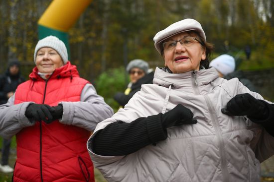 Russia Elderly People Leisure Activities
