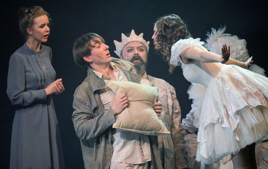 Russia Theatre Ordinary Miracle
