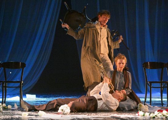 Russia Theatre Ordinary Miracle