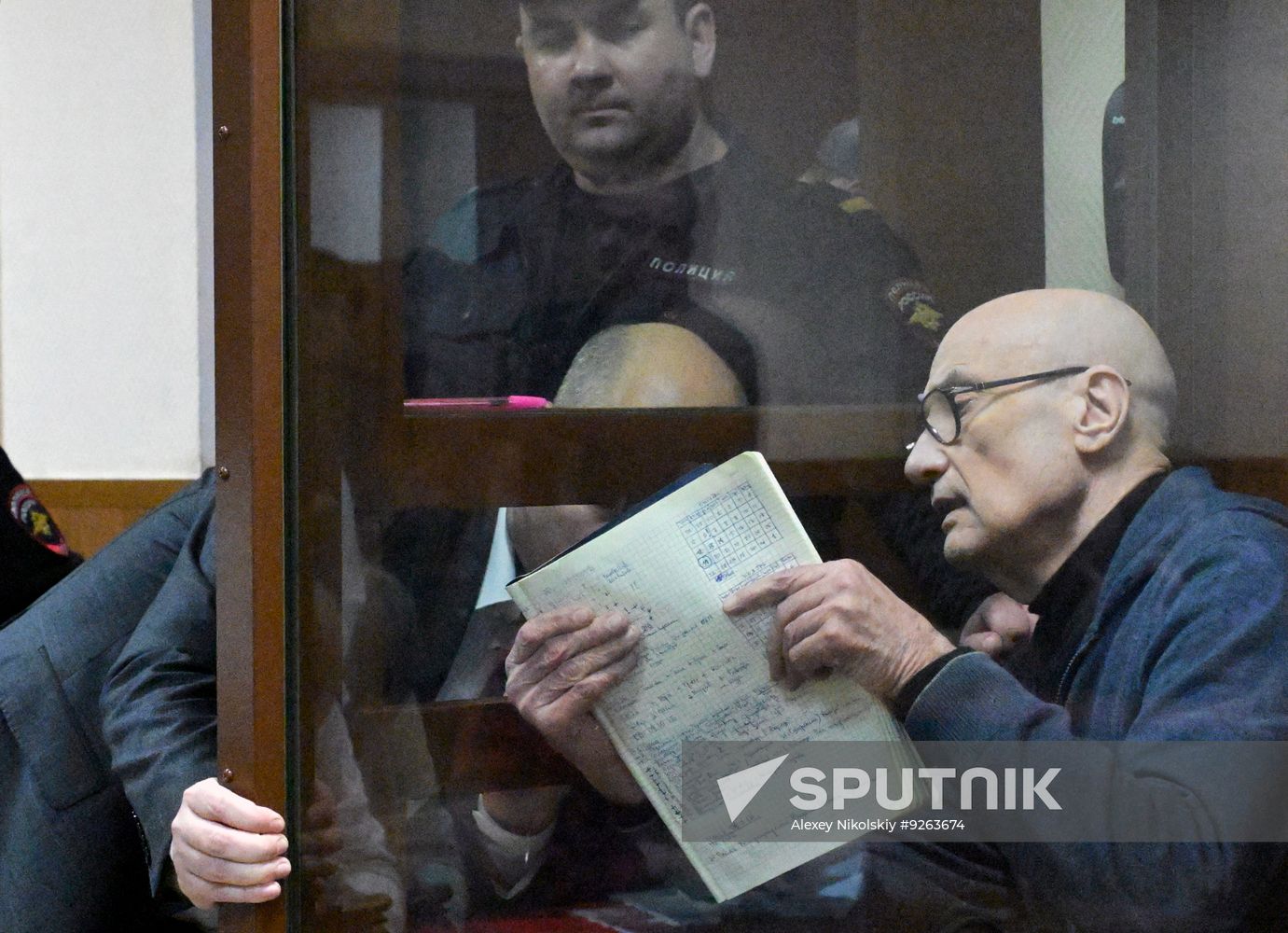 Russia Retail Chain Co-Owner Fraud Trial