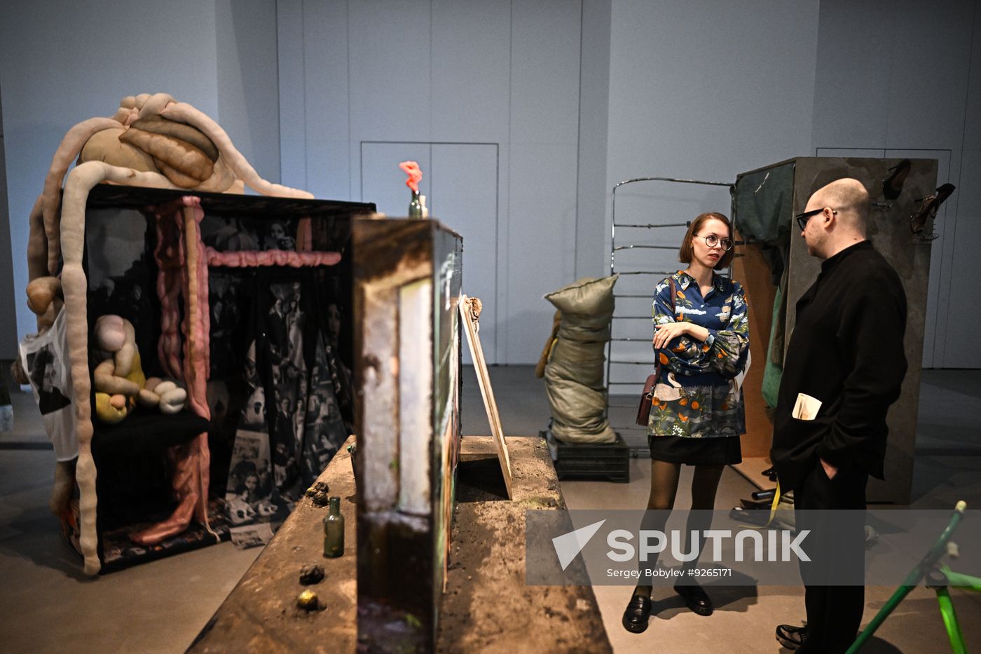 Russia Art Still Life Portrait Landscape Exhibition