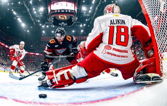 Russia Ice Hockey Kontnental League Avangard - Avtomobilist