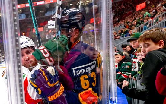 Russia Ice Hockey Kontnental League Dragons - Ak Bars