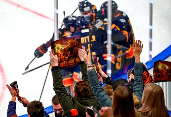 Russia Ice Hockey Kontnental League Dragons - Ak Bars