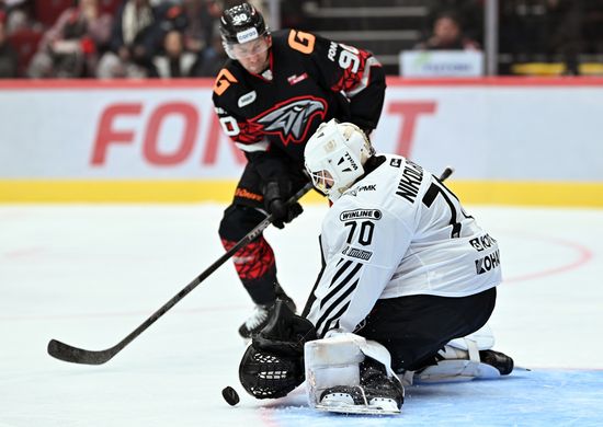 Russia Ice Hockey Kontinental League Avangard - Traktor