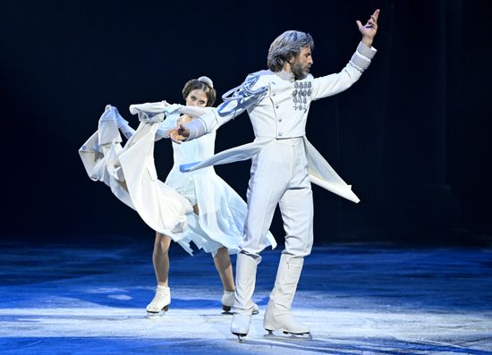 Russia Ice Show Queen of Spades