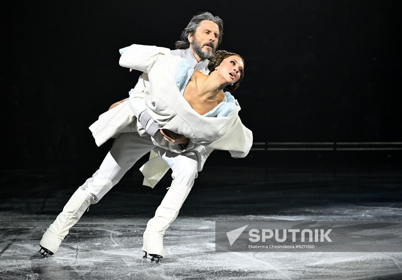 Russia Ice Show Queen of Spades