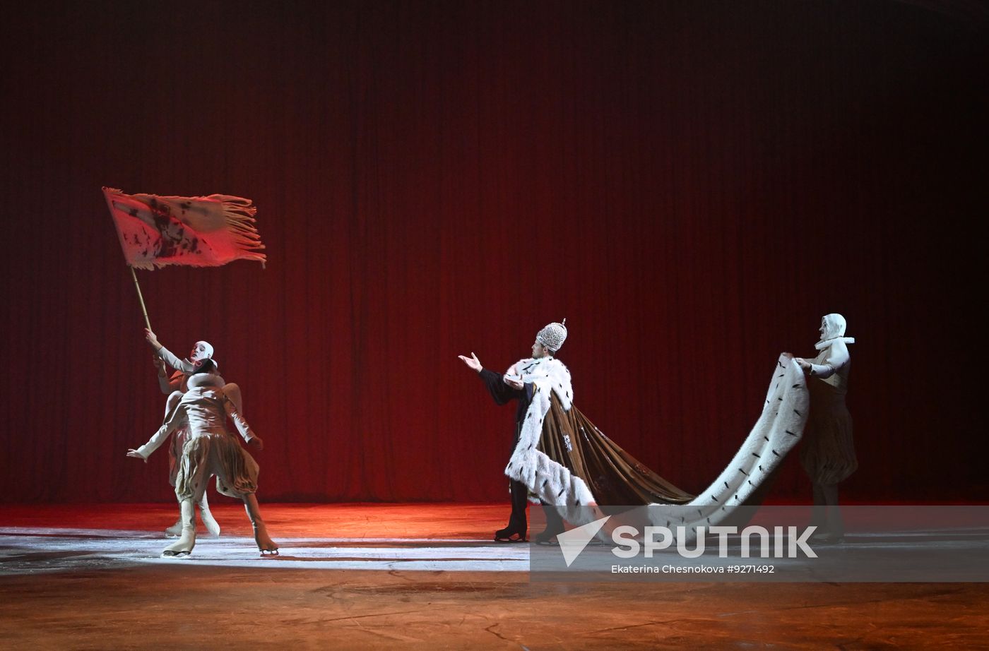 Russia Ice Show Queen of Spades