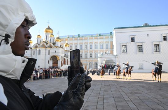 Participants in the Russia-Africa Media Forum during a walking tour in Moscow. Location: Russia, Moscow. Author: Kirill Kallinikov/Sputnik. Walking tour for Russia-Africa Media Forum participants