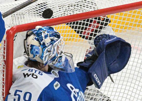 Russia Ice Hockey Kontinental League Dynamo - Avangard