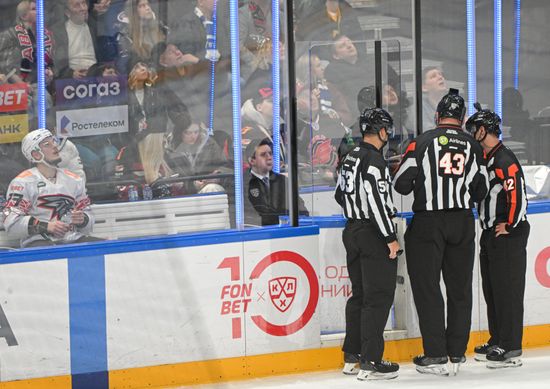 Russia Ice Hockey Kontinental League Dynamo - Avangard