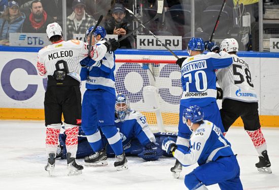 Russia Ice Hockey Kontinental League Dynamo - Avangard
