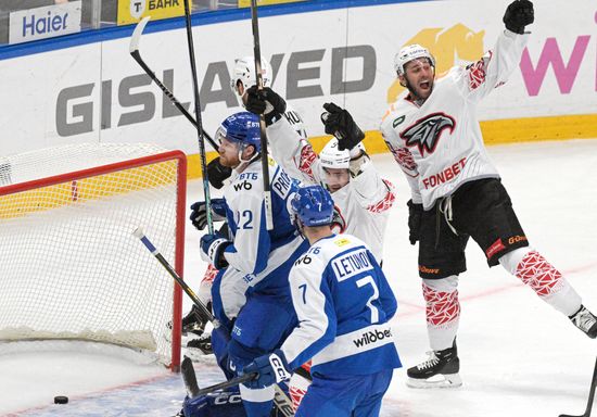 Russia Ice Hockey Kontinental League Dynamo - Avangard