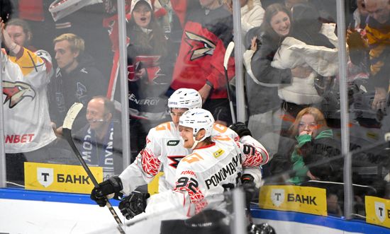 Russia Ice Hockey Kontinental League Dynamo - Avangard