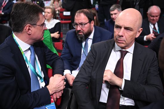 From left: Russian Deputy Prime Minister Alexander Novak, Minister of Digital Development, Communications and Mass Media Maksut Shadayev, Deputy Prime Minister – Minister of Finance Anton Siluanov at the plenary session of the Russia-Africa Economic and Humanitarian Forum in Moscow. Location: Russia, Moscow. Author: Sergey Bobylev/Sputnik. Plenary session of Russia-Africa Forum in Moscow