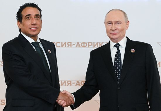 President Vladimir Putin officially greets heads of delegation at Russia-Africa Summit