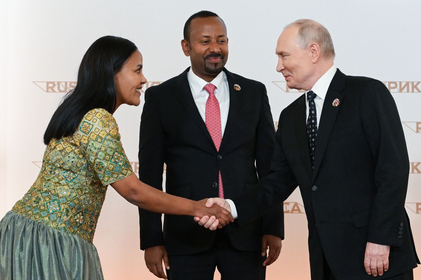 President Vladimir Putin officially greets heads of delegation at Russia-Africa Summit
