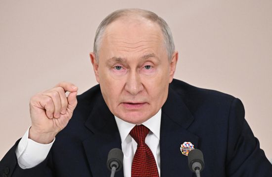 Media statements by President Vladimir Putin and President of Burundi and Chairperson of the African Union Evariste Ndayishimiye