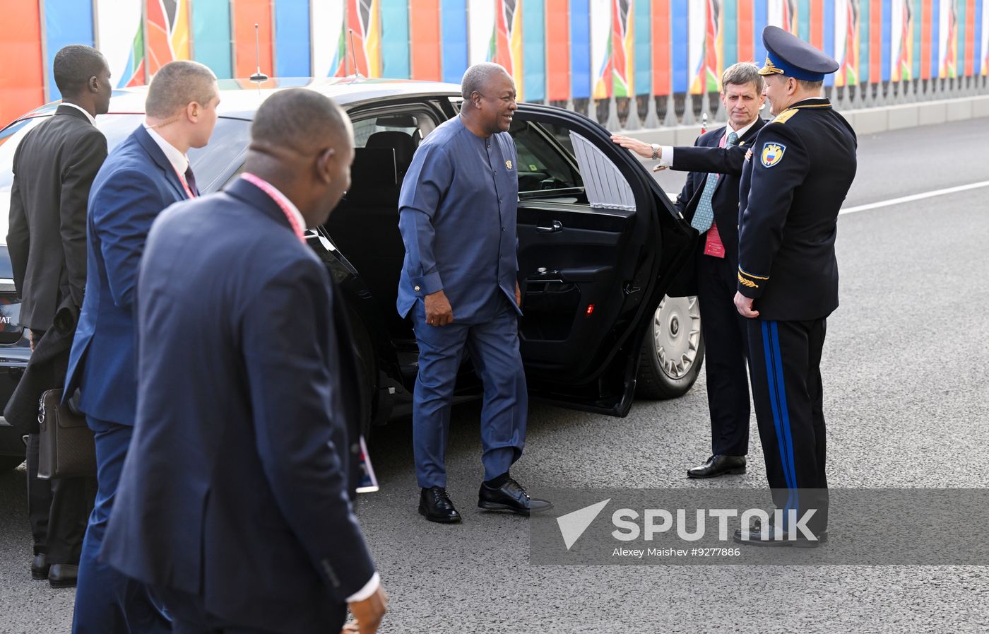 President of Russia Vladimir Putin meets with President of the Republic of Ghana John Dramani Mahama