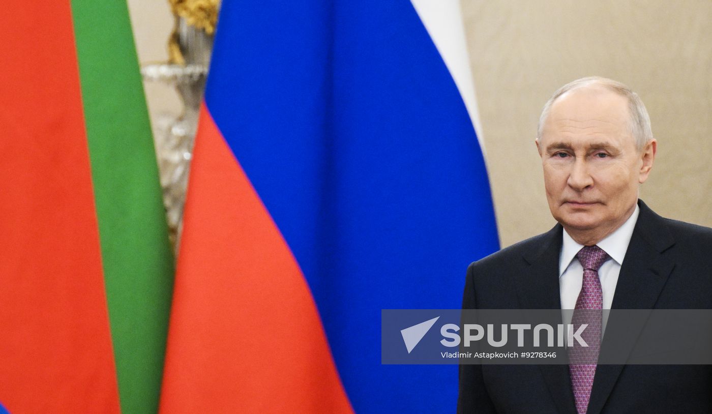 Russian President Vladimir Putin meets with President of Eritrea Isaias Afwerki